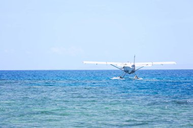su deniz uçağı
