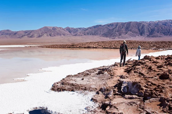 Família em atacama — Fotografia de Stock