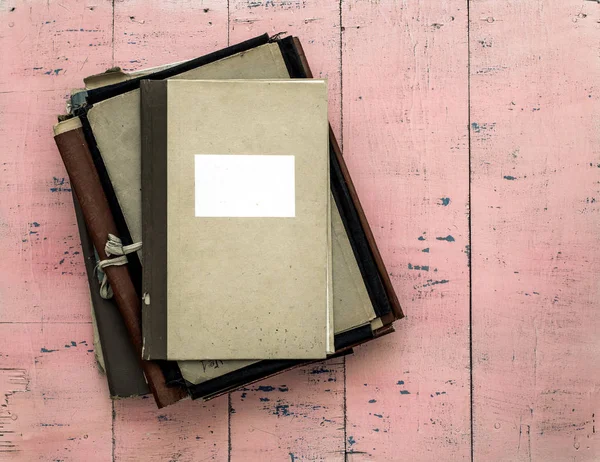 retro klasörleri yığını