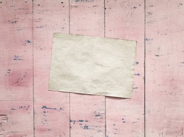 kağıt üzerinde pembe bir arka plan