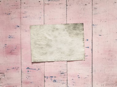 kağıt üzerinde pembe ahşap arka plan