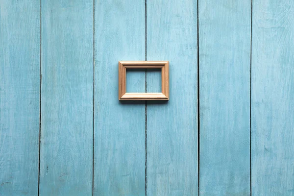 Houten fotolijst op houten muur — Stockfoto
