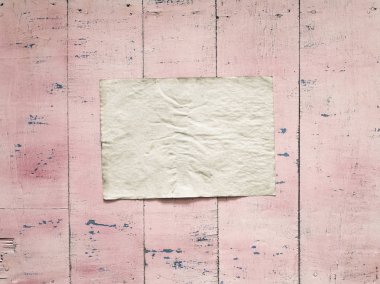 kağıt üzerinde pembe bir arka plan