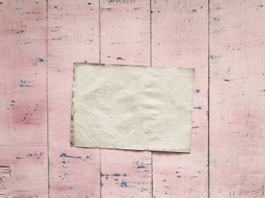 kağıt üzerinde pembe bir arka plan