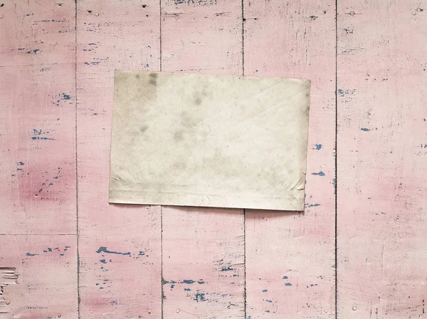 kağıt üzerinde pembe bir arka plan