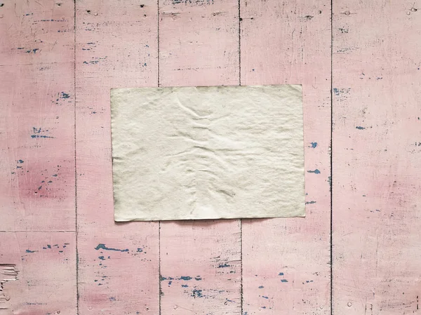 kağıt üzerinde pembe bir arka plan