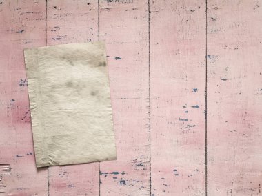 boş kağıt ahşap duvar üzerinde