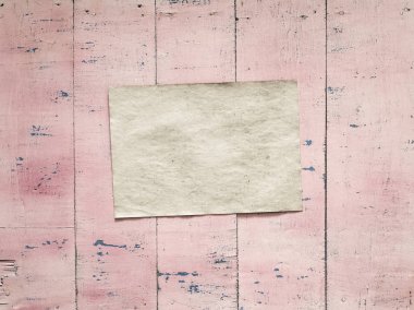 boş kağıt ahşap duvar üzerinde