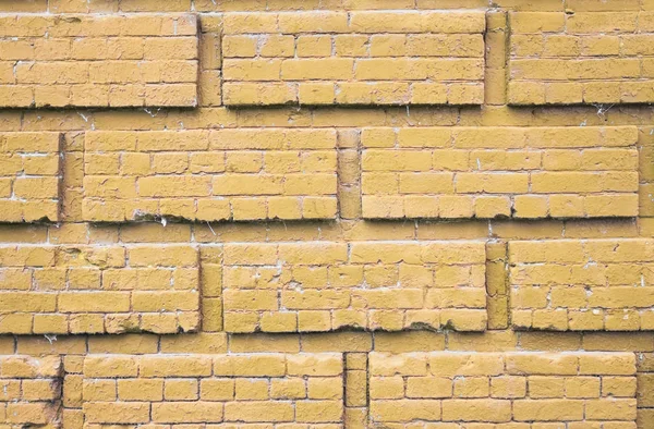 Eski Tuğla Duvar Boyalı Sarı Arka Plan — Stok fotoğraf