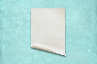 Duvardaki eski kağıt, nane mavisi arkaplan