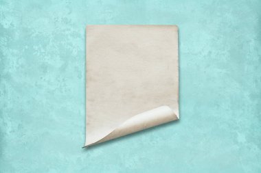 Duvardaki eski kağıt, nane mavisi arkaplan