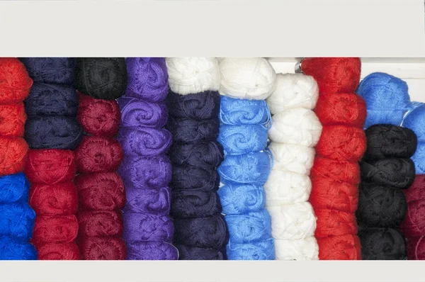 Color yarn for knitting — Stock Photo, Image