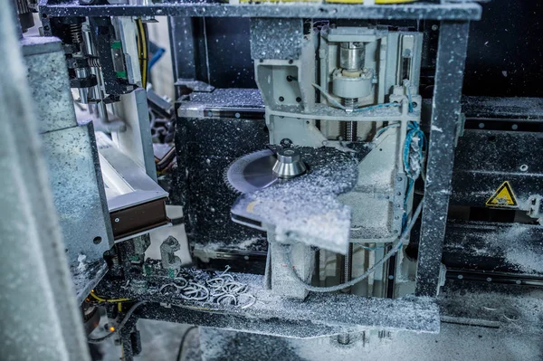 Maszyny do produkcji okien z tworzyw sztucznych — Zdjęcie stockowe