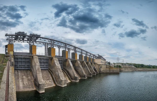Wasserkraftwerk — Stockfoto