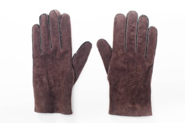 beyaz zemin üzerinde deri eldiven