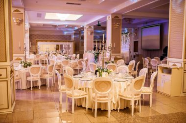 Düğün masa ve güzel sahne