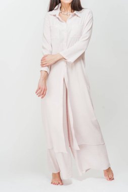 Pahalı kumaşlar modeli modern giyimleri