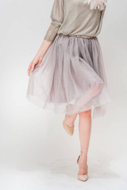 Pahalı kumaşlar modeli modern giyimleri