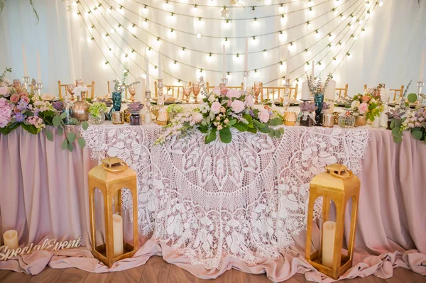 결혼식을 위한 웨딩 테이블 장식 — 스톡 사진