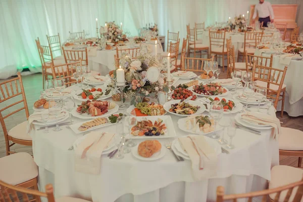 Buffet di nozze appetito tavolo — Foto Stock