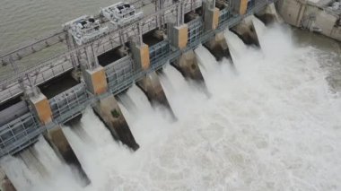 Hidroelektrik Santrali Su Barajı ve Rezervuar 4k