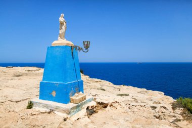 küçük Katolik Kilisesi