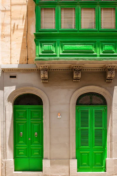 Portes et balcons de fenêtres Photo De Stock