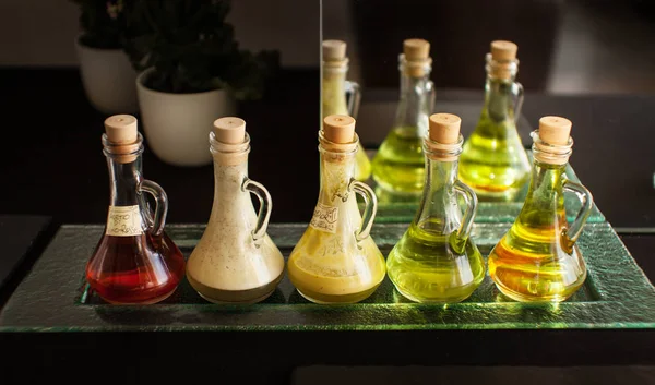 Olive oil and balsamic vinegar — Stock Photo, Image