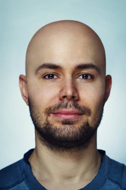 kel adam portresi