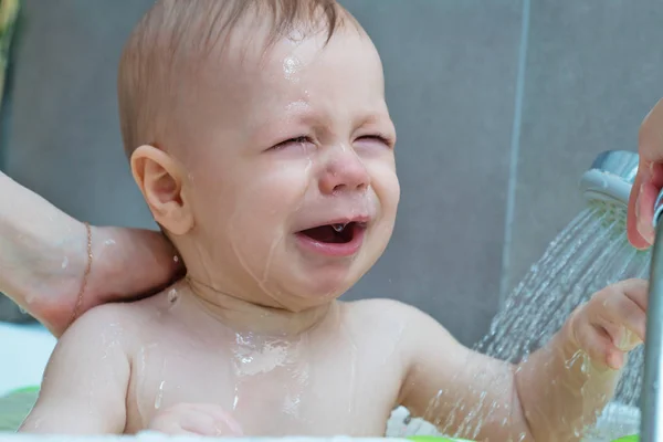 Mother washing baby — Stock Photo, Image