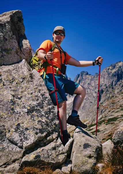 Ung man turist — Stockfoto