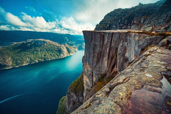 Preikestolen in Noorwegen — Stockfoto