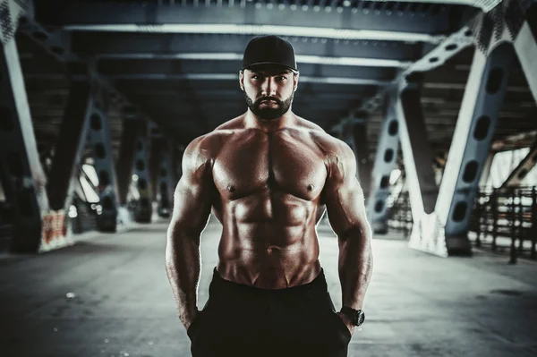 Stark man bodybuilder — Stockfoto