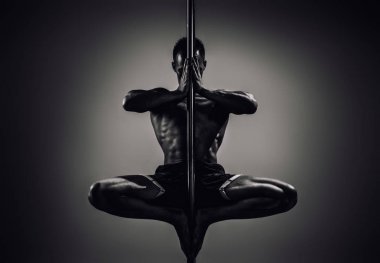 Pole dans eden adam