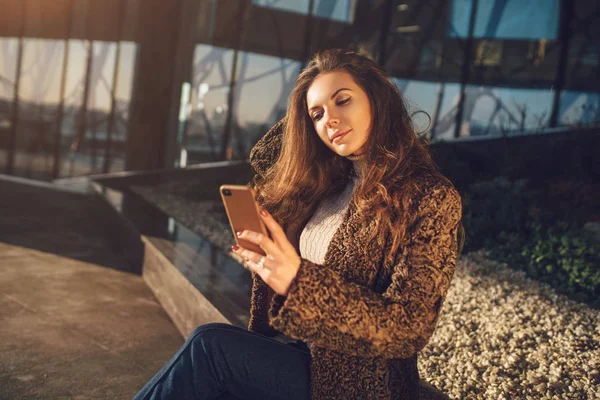 Woman city portrait — Stock Photo, Image