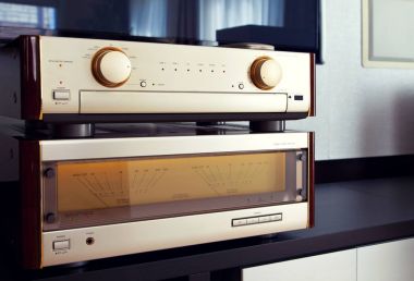 İki amplifikatör Vintage ses Stereo sistemi lüks yüksek son