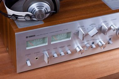 Ontario, Kanada - 26 Aralık 2017: Analog ses Stereo sistemi A