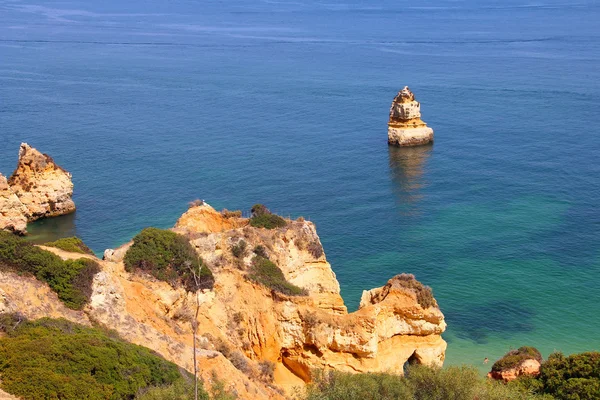 Costa del mar en Lagos, Algarve, Portugal — Foto de Stock