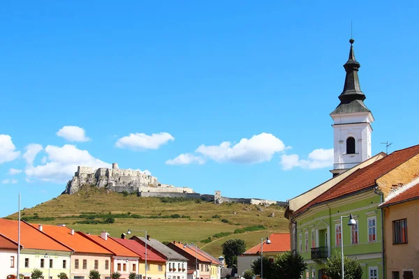 Spisske Podhradie e Spis Castle, Eslováquia — Fotografia de Stock