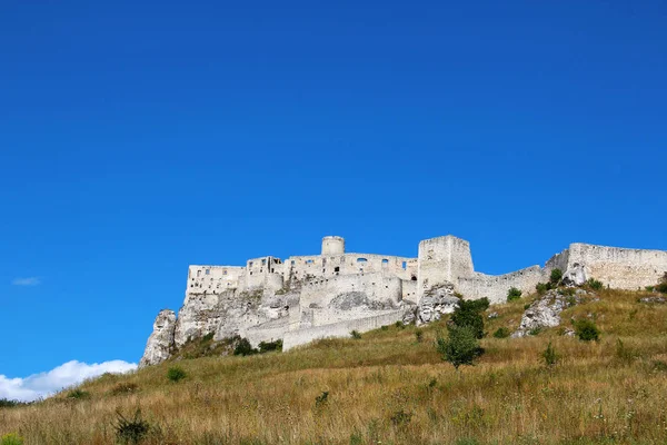 Левоча, замку (spissky hrad), Словакії — стокове фото