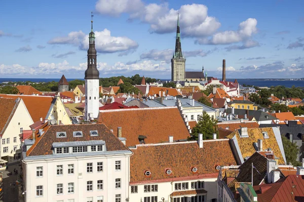 Luftaufnahme Der Altstadt Von Tallinn Vom Rathaussturm Mit Raekoja Platz — Stockfoto