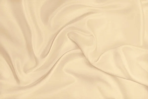 Гладка елегантна золота шовкова або атласна розкішна тканина як весілля — стокове фото