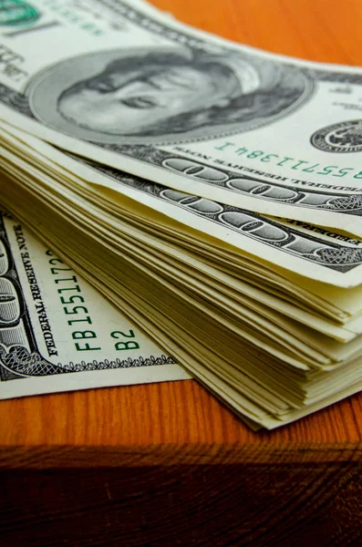 Παρτίδες των εκατό των λογαριασμών του δολαρίου. — Φωτογραφία Αρχείου