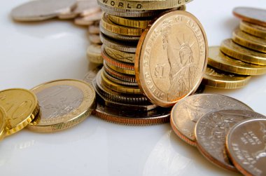 Bizi diğer para birimleri için dolar kuru.