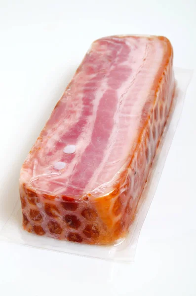 Speck in Vakuumverpackung. — Stockfoto