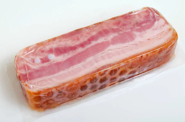 Speck in Vakuumverpackung. — Stockfoto