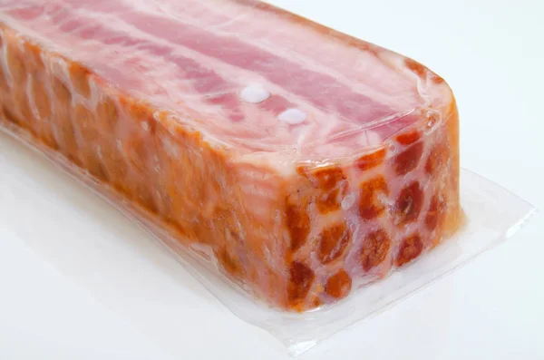 Speck in Vakuumverpackung. — Stockfoto