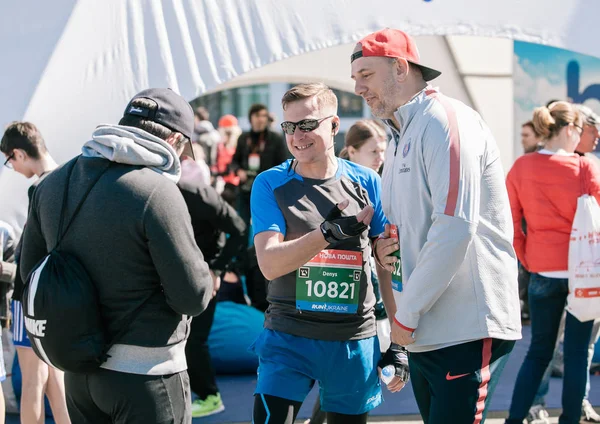 Helyezettje, a Nova Poshta Budapest Félmaraton. 2017. április 09.. — Stock Fotó