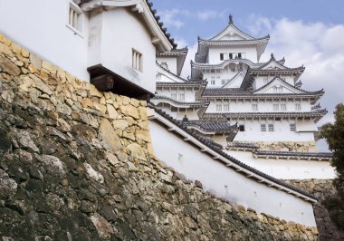 Himeji Kalesi veya beyaz ak balıkçıl kale