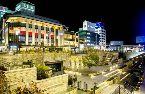 Gece sahne Himeji sokakların